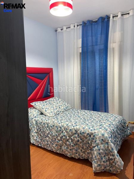 Foto baa7695f-a37e-4cff-9525-92c2d5d008ea. Casa adossada amb calefacció a Montijo