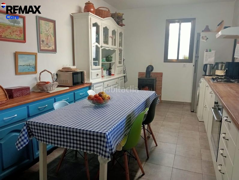 Foto 4c8f6da7-eb23-48fd-9fab-82186baf539c. Xalet amb aparcament piscina a Las Vaguadas Badajoz