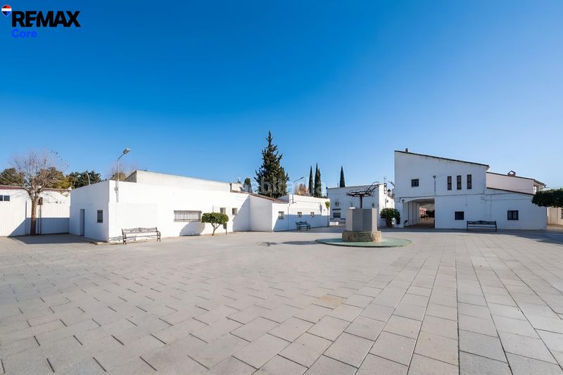 Foto b0c02254-7add-4aea-b222-adeb2625bbfe. Casa amb calefacció aparcament a Carretera de Sevilla - Los Montitos Badajoz