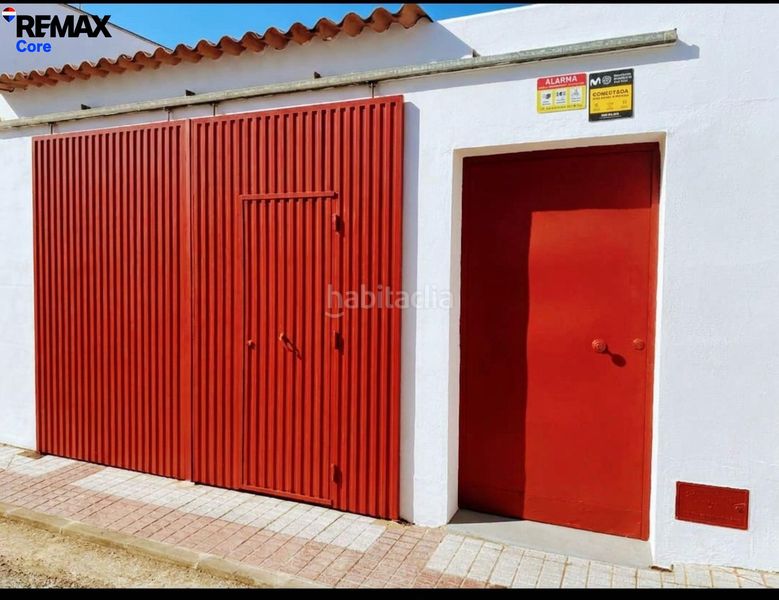 Foto 0314f2b7-eace-4f82-89ef-d9c1bf00b3f4. Casa con parcheggio in Albuera (La)