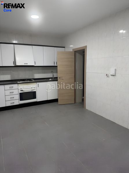 Foto 2246f32b-163f-437c-b3b1-5fa8161418f4. Casa con parcheggio in Albuera (La)