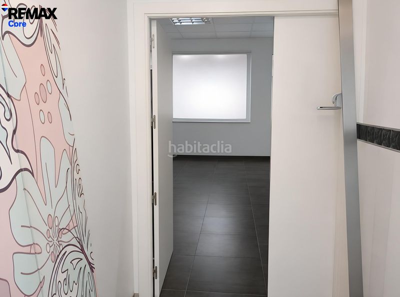 Foto 54080af4-f9d5-417d-929e-a7a2fb4051c1. Local comercial a nuevo Cáceres Cáceres