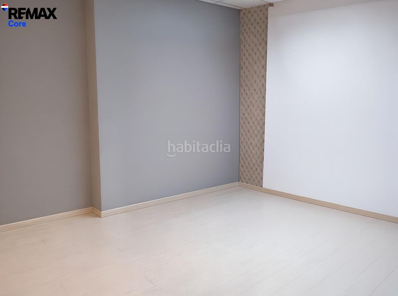 Foto c88ad655-8aae-4158-a549-24d7aeb06b20. Local comercial a nuevo Cáceres Cáceres