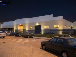 Nave industrial en Ruta de la Plata. Gran nave industrial y logística de 2.460 m2  polígono las capel
