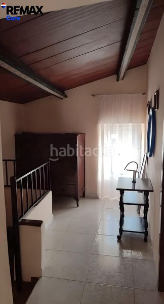 Foto c915cc67-3f8c-4927-be3b-5b1363ec0166. Casa amb aparcament a Feria