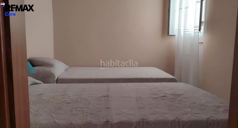 Foto cf74a596-ba75-43cd-b1c6-101694cf5f3f. Casa amb aparcament a Feria
