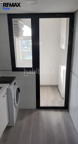 Foto 0415c5bd-b8df-4234-b715-7e614de4a757. Dúplex amb calefacció aparcament piscina a Sotogrande costa Sotogrande