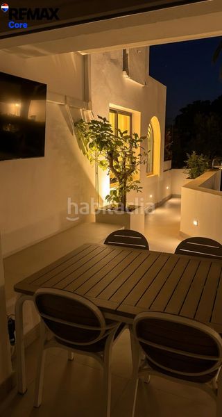 Foto 5f3b90b4-eb4e-4452-a7b6-ad945328b9cf. Dúplex amb calefacció aparcament piscina a Sotogrande costa Sotogrande