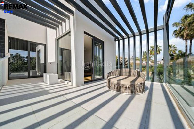 Foto 7084f37b-c827-48fd-a4c4-bd5f0eed0771. Xalet amb calefacció aparcament piscina a Marbesa Marbella