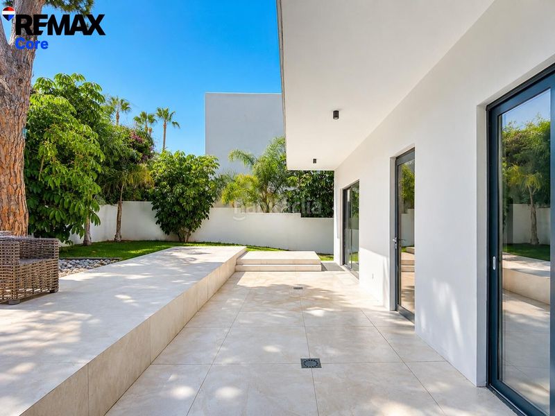 Foto b67ee843-d3e8-4e4a-a897-ae3b60e5c43d. Xalet amb calefacció aparcament piscina a Marbesa Marbella