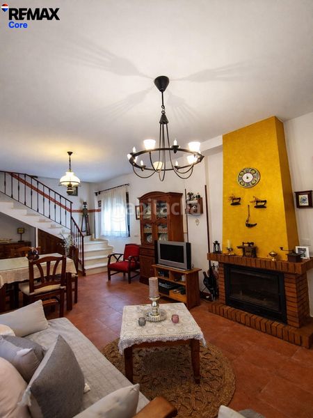 Foto dfa0020e-ad62-4f2d-9061-6837203676f3. Casa amb calefacció a Montemolín