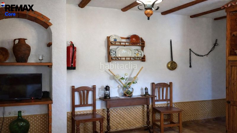 Foto a5a70242-524f-48b6-ad40-dd923b80a484. Casa amb calefacció aparcament piscina a Valencia de Alcántara