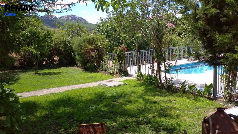 Foto f0ebccbb-6238-49c1-8e3d-b1212fa5efad. Casa amb calefacció aparcament piscina a Valencia de Alcántara