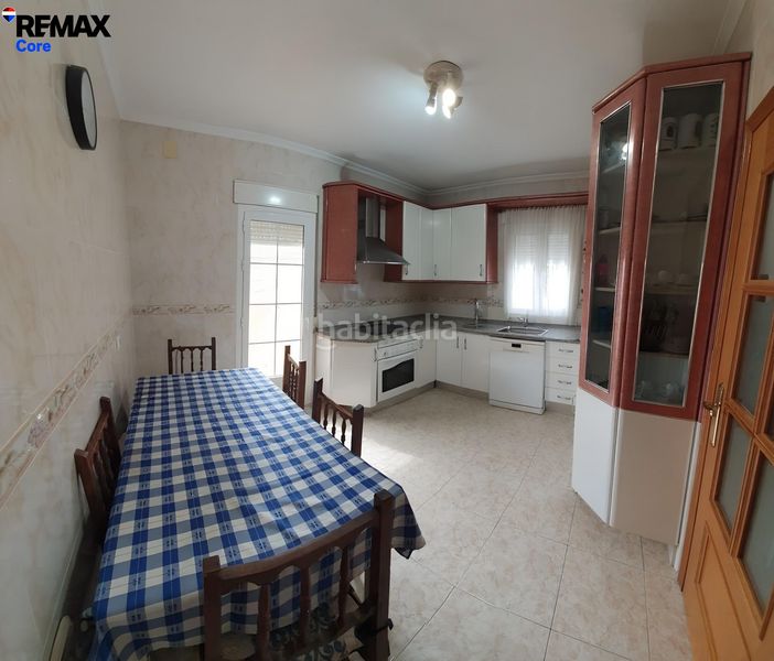 Foto 19b23fc9-d0bf-40db-8dfb-b2f4dcba1f5f. Casa amb calefacció aparcament a Valencia de Alcántara