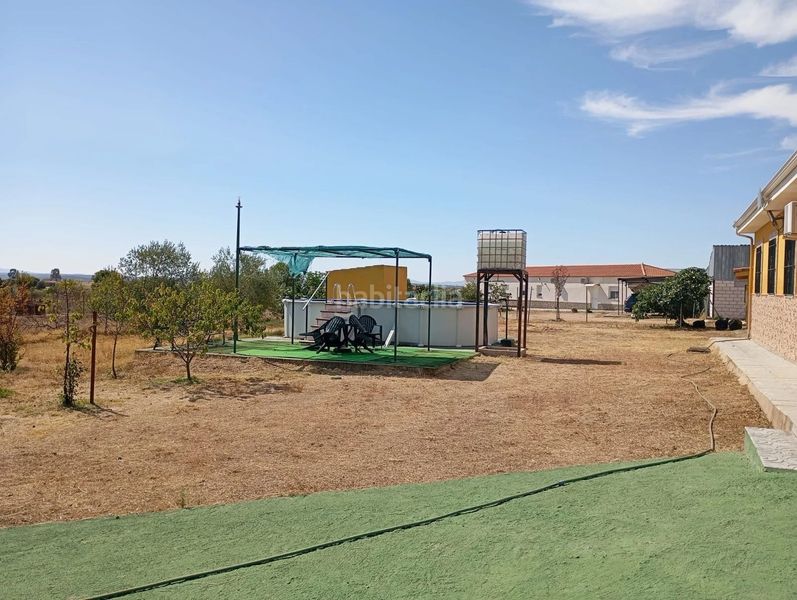 Foto 4798e008-b24c-4a2e-b94f-15bde65b9532. Xalet amb aparcament piscina a Ceres Golf Cáceres