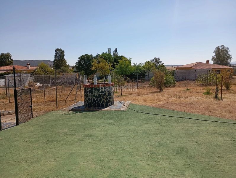 Foto a8fe4c80-cf0f-4247-ae4f-3ce7e849faff. Xalet amb aparcament piscina a Ceres Golf Cáceres