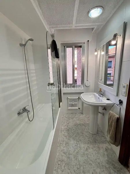 Foto a5fe3c72-d569-4525-ac3b-66d0c6801051. Rent flat with heating in Centro Cáceres