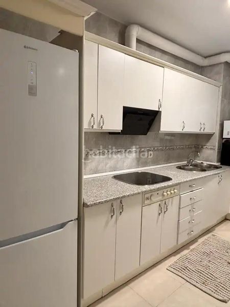 Foto c357064e-d6f6-4f29-9ad4-689d2e88590f. Rent flat with heating in Centro Cáceres