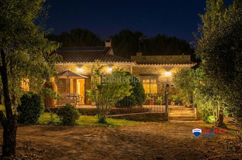 Foto cd68cc6f-e584-48c5-a92d-81030e399ca9. Casa amb calefacció piscina a Puebla de Obando