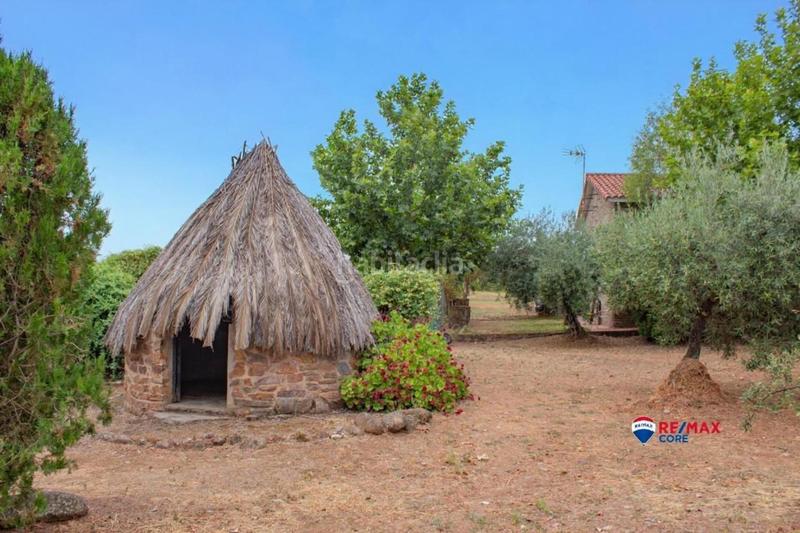 Foto 722f7680-2ae6-4252-be5f-3f08e3373a23. Casa dos casas rurales con piscina y licencia turística ideal para inversores o segunda residencia en Puebla de Obando