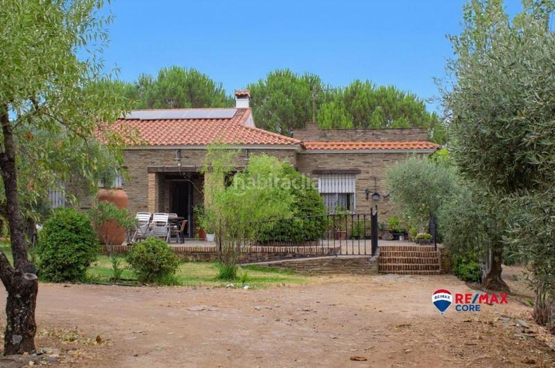 Foto ac1c19e2-c5d8-4f4e-89b6-528e5798bba5. Casa dos casas rurales con piscina y licencia turística ideal para inversores o segunda residencia en Puebla de Obando