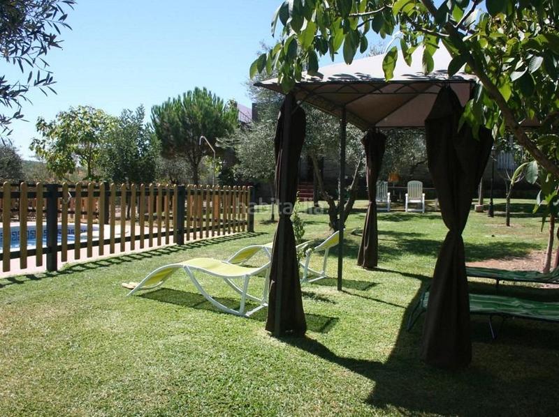 Foto ada273a1-28ca-4eb5-af87-82010c4bca00. Casa dos casas rurales con piscina y licencia turística ideal para inversores o segunda residencia en Puebla de Obando
