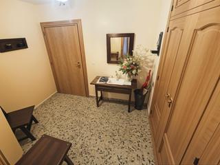 Piso en Pardaleras. Amplio y luminoso piso de cuatro dormitorios con terraza en el c