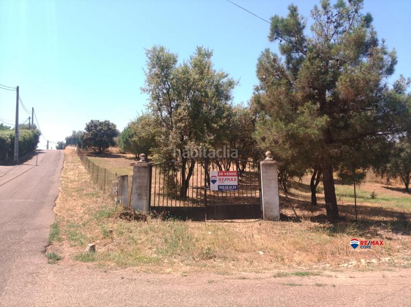 Foto 3445ae6c-63aa-40a3-8596-26750468234d. Terreny residencial a Carretera de Sevilla - Los Montitos Badajoz
