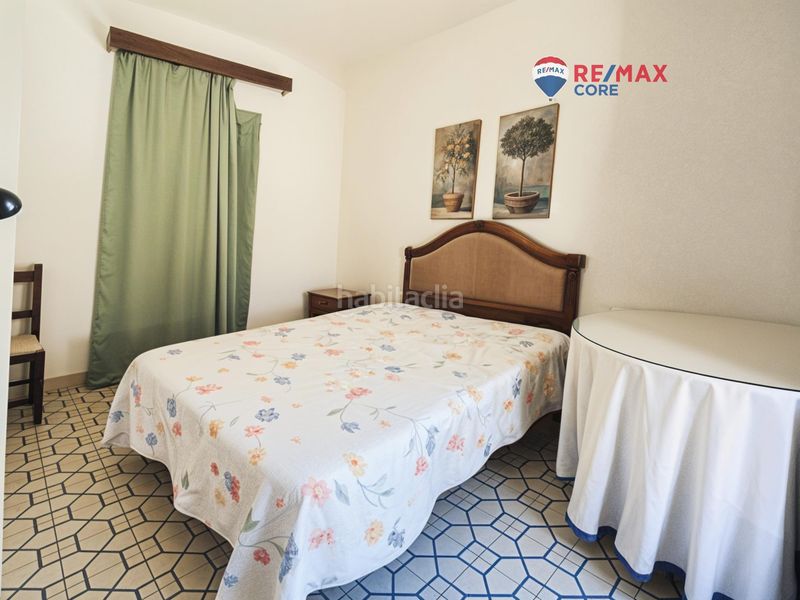 Foto 4bedb6d9-39ee-4c9c-b32c-dc5097f4075c. Casa amb aparcament a Villar del Rey