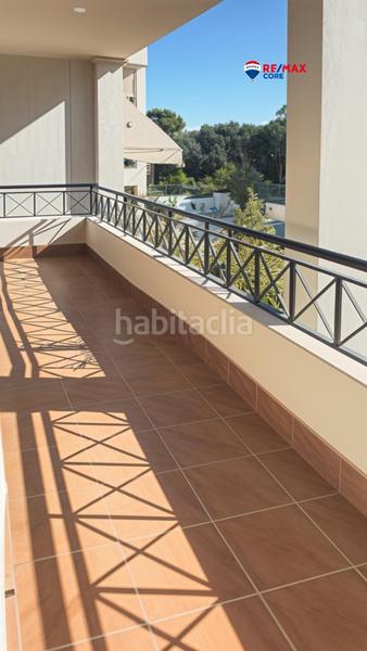 Foto 29d70eeb-add9-4960-a5b5-74e9647015bd. Appartamento con parcheggio piscina in Aloha Marbella