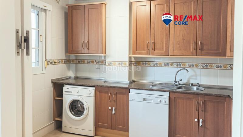 Foto 7cbc083f-ac8e-48b3-86a1-4dbb80160f79. Appartamento con parcheggio piscina in Aloha Marbella