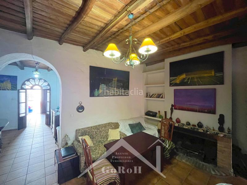 Foto b522b9a9-de19-4fb9-aaff-849629f6ebff. Semi detached house in Almadén de la Plata