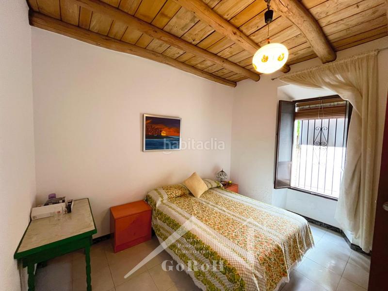 Foto d0fdb13c-0254-4d61-8fb2-f3a691131475. Semi detached house in Almadén de la Plata