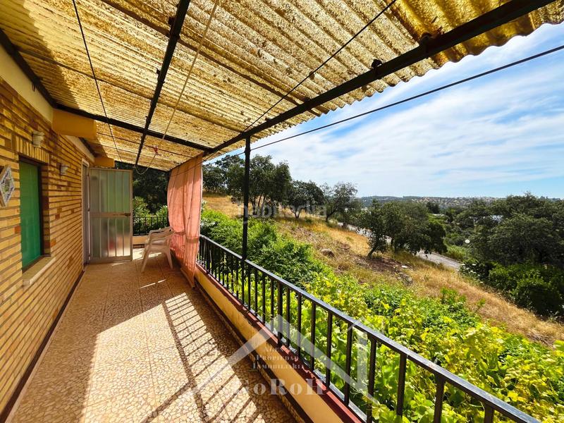 Foto 8d34dc99-31f5-4ef2-8c6e-c805b551135e. Chalet with heating parking pool in Los Lagos Guillena