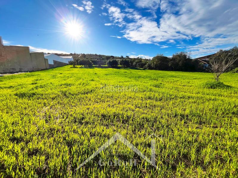 Foto 0c62e0d4-45e7-4588-937c-38877306ef80. Residential plot in Castilblanco de los Arroyos