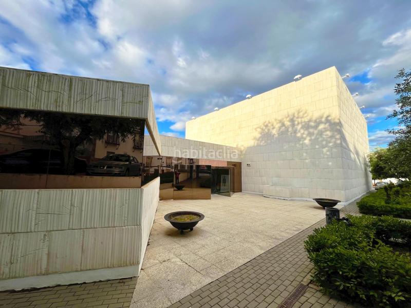 Foto f1f25bab-37e4-445e-bc82-f4aeee721279. Residential plot in Castilblanco de los Arroyos