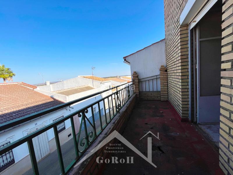 Foto 01e24e99-4806-41ee-8471-5cfc4704ff9d. Semi detached house in Castilblanco de los Arroyos