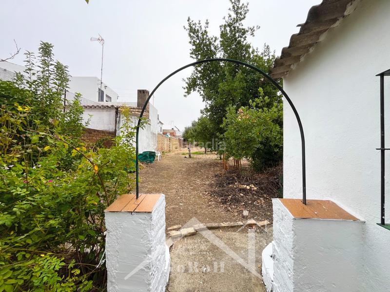 Foto 0fc693e9-bbe5-4895-bddd-de49dbf60d7f. Reihenhaus mit heizung in Castilblanco de los Arroyos