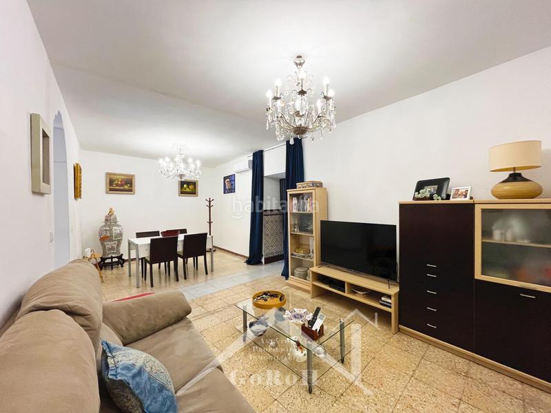 Foto 44e4c8a4-146f-4ac2-916e-807853eec045. Reihenhaus mit heizung in Castilblanco de los Arroyos