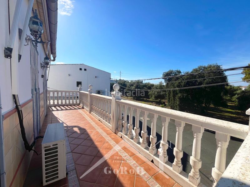 Foto 47abe844-42a0-473d-9270-328f795e192c. Casa amb aparcament a Castilblanco de los Arroyos
