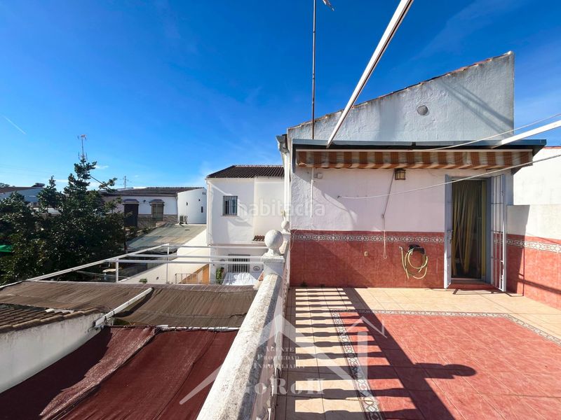 Foto e7fc8000-d4db-4133-b1b1-c1004f58a424. Casa amb aparcament a Castilblanco de los Arroyos
