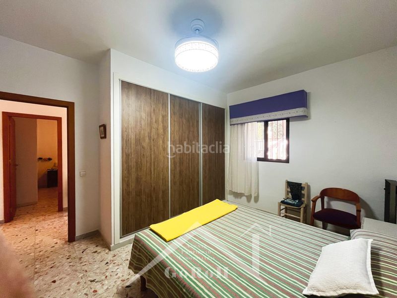 Foto f072a4df-6186-49cb-9ca9-92fbcb9231a6. Casa amb aparcament a Castilblanco de los Arroyos
