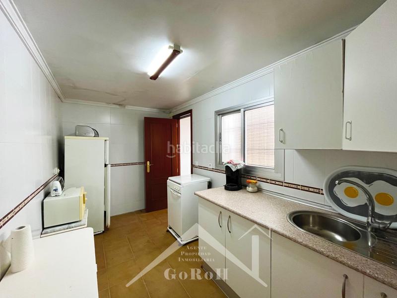 Foto ee5b03f3-92e0-40a5-a1e3-b1393e10a974. Semi detached house in Castilblanco de los Arroyos