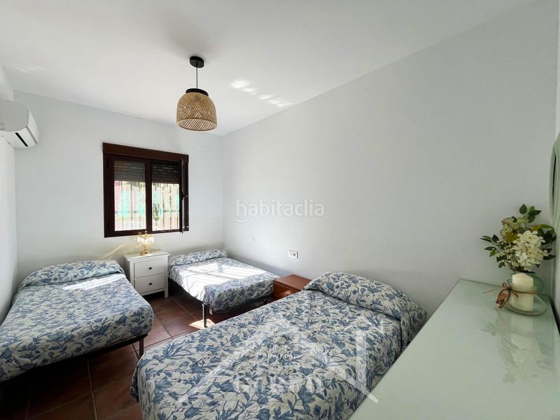 Foto 61cb3ac9-f5dd-40b1-9505-1b9df2a6305f. Xalet amb aparcament piscina a Castilblanco de los Arroyos