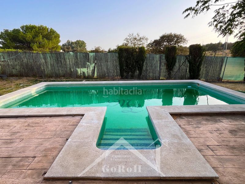 Foto fd28707a-1bdd-4e11-bd6e-78bd01b68c85. Xalet amb aparcament piscina a Castilblanco de los Arroyos
