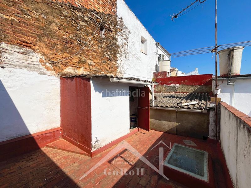 Foto 2695e3a6-1ba1-4818-9bbb-4eb5c1a0a34f. Casa adossada a Constantina