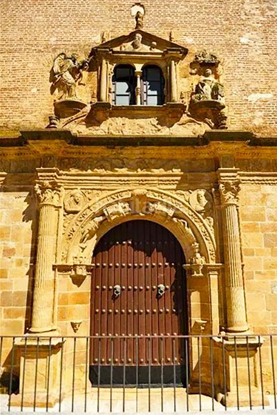 Foto fbcc4e62-33a0-4a63-9653-d82ea147c0b1. Casa adossada a Constantina