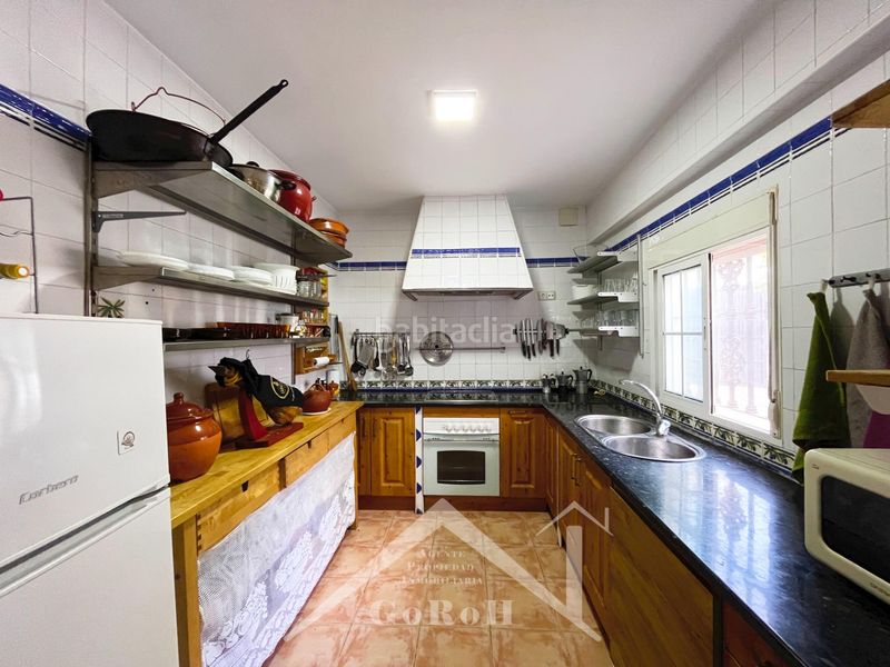 Foto e098f1c4-c292-42c6-a2ad-6db4b5252fdd. Casa a schiera con riscaldamento parcheggio in Almadén de la Plata
