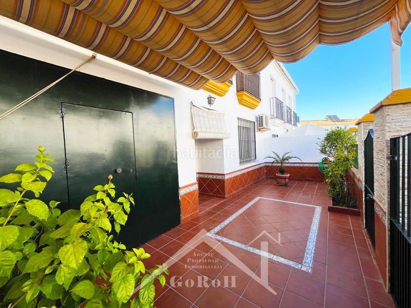 Foto 6ef44687-0f72-4707-be35-6deb5e9c8478. Casa adossada amb aparcament a Castilblanco de los Arroyos
