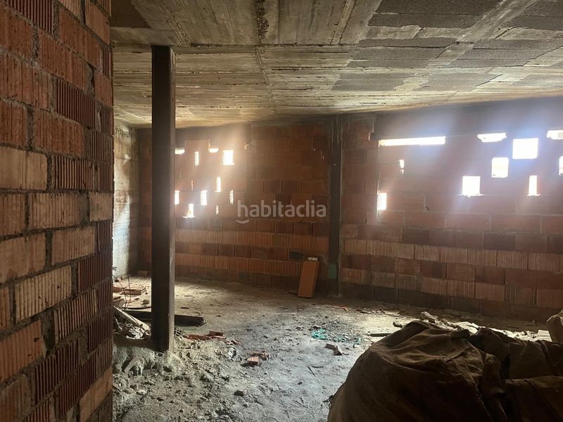 Foto 75041e14-aa9b-42c5-b9ee-75d50b3d9cd4. Edificio promoción por terminar. edificio completo a medio construir en Arbúcies